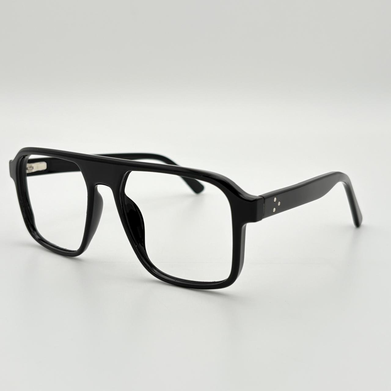Urban Vault in Black