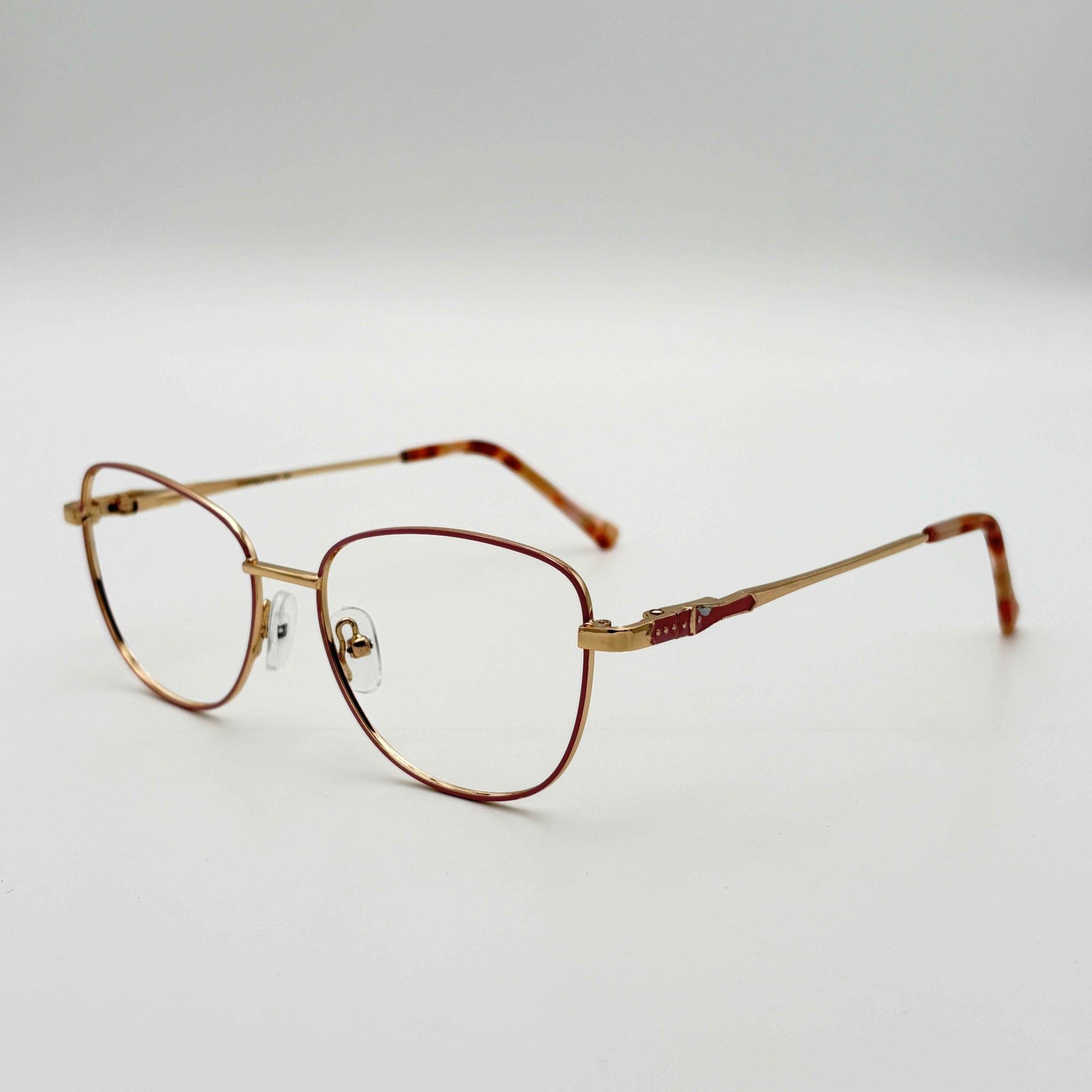 Delmira Cat Eye in custom