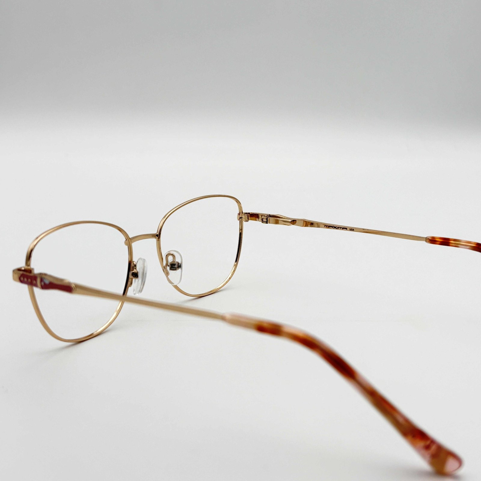 Delmira Cat Eye in custom