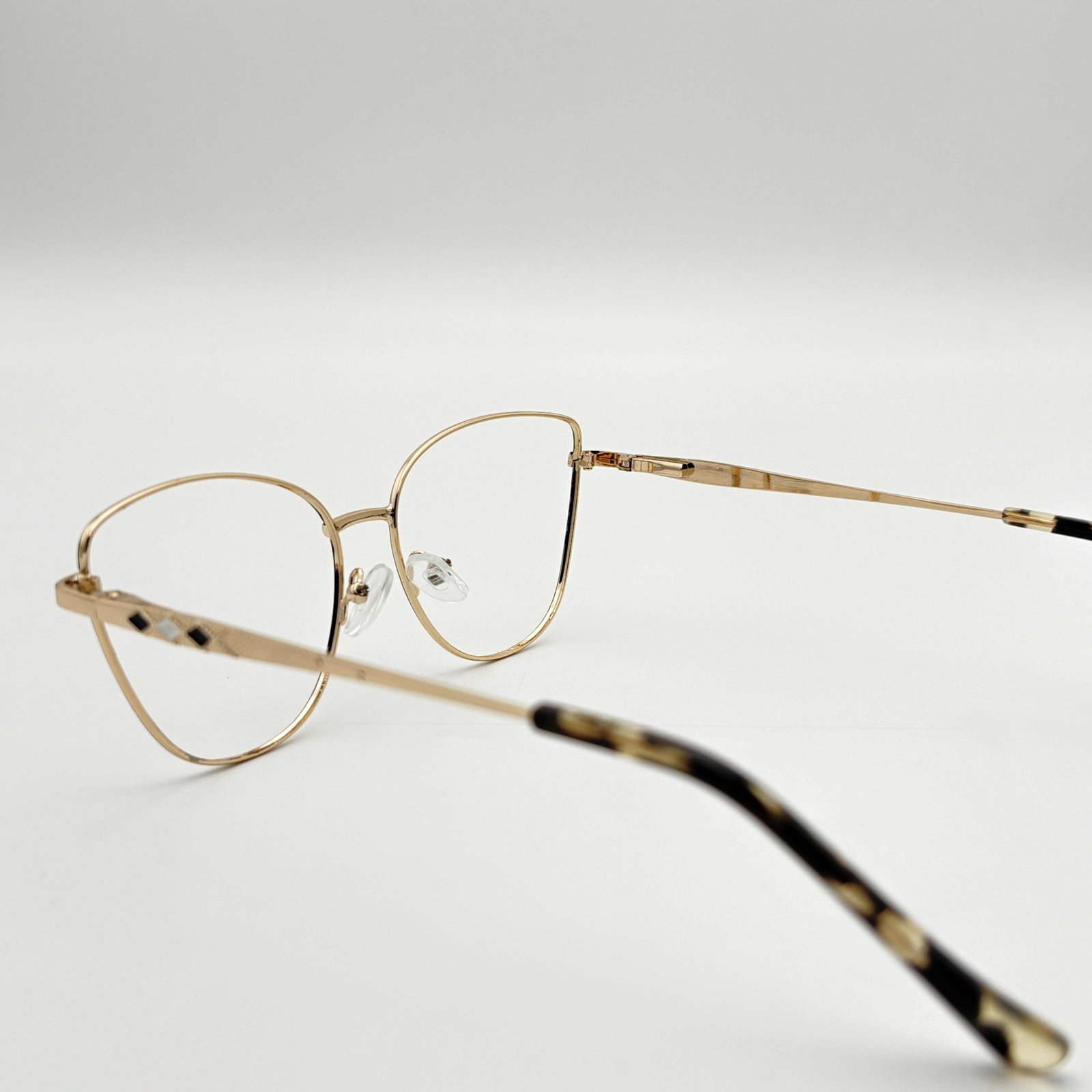 Catelle Cat Eye in custom