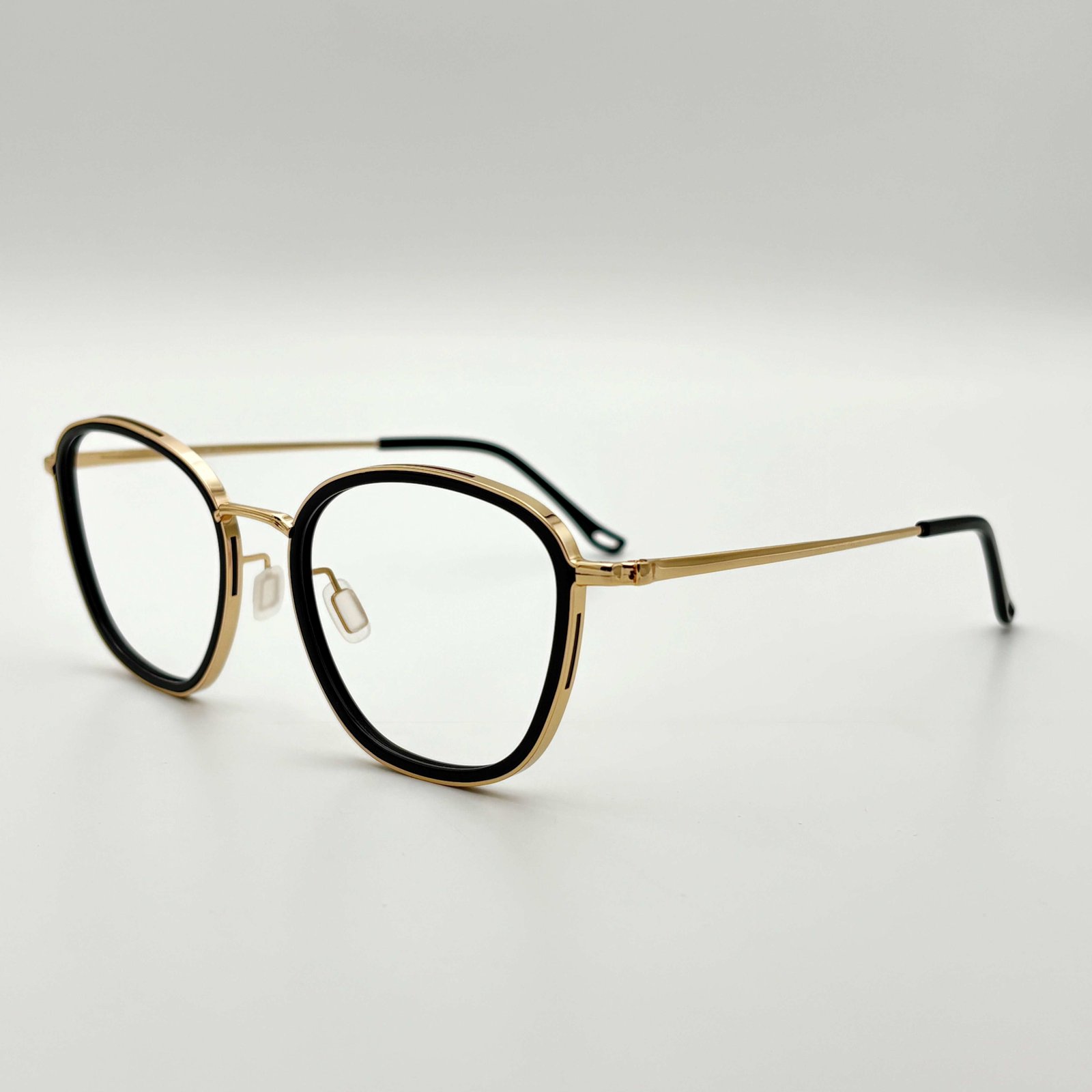 Rosvin Eyewear in custom