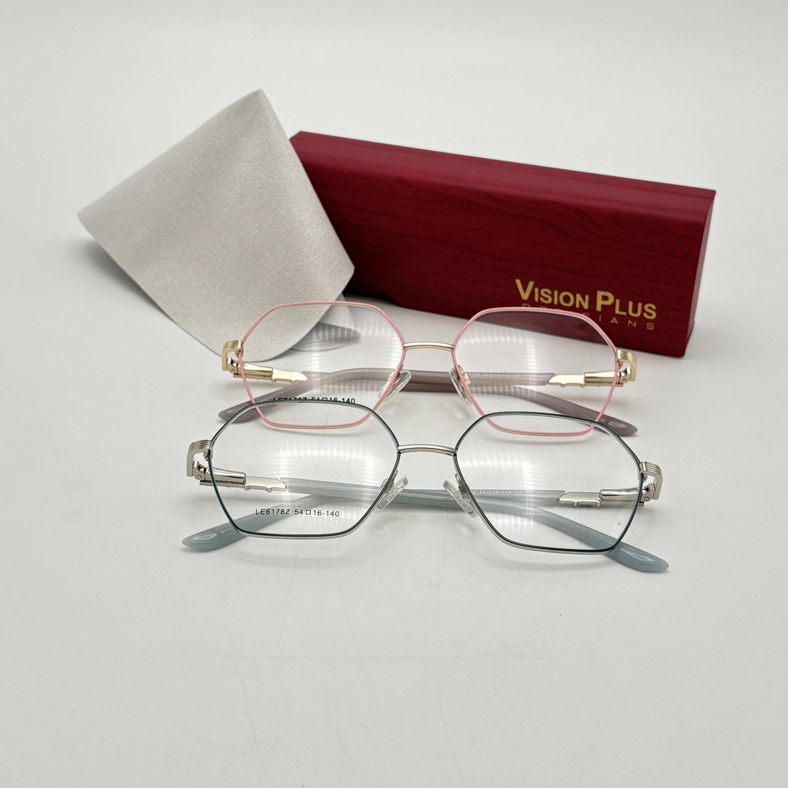 Penta Eyewear in custom